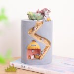 Factory direct selling Hedgehog House resin succulent flower pot creative micro landscape hydroponic flower pot desktop pot wholesale