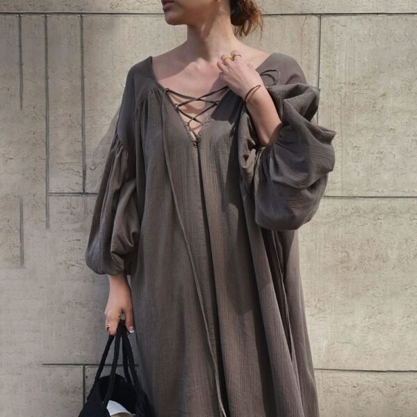 Spot Japanese 2022 spring and summer new tie-up puff sleeve loose dress long skirt