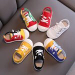 Spot wholesale children's shoes children's canvas shoes children's Korean version boys and girls canvas shoes soft bottom kindergarten indoor shoes
