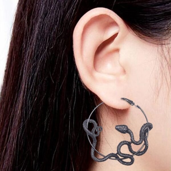 wish cross-border new beauty snake earrings Europe and the United States fashion exaggerated retro snake creative temperament ring earrings