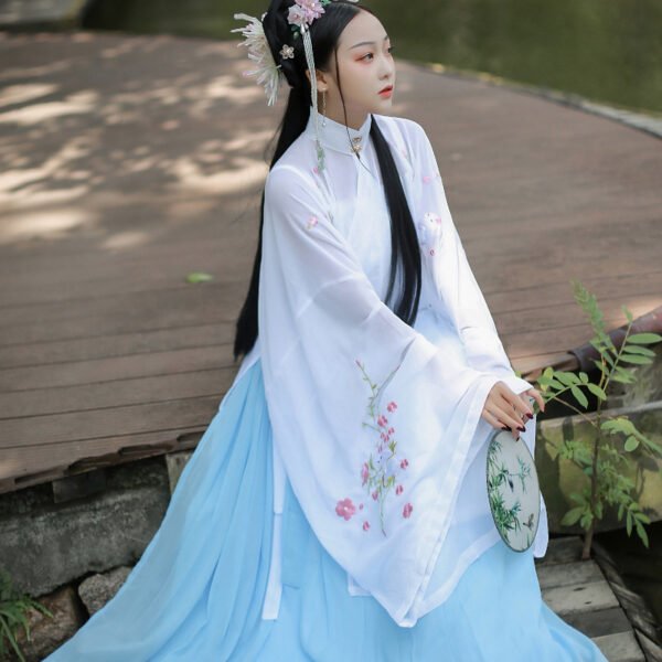 Ming Dynasty Han style clothes stand collar waist length Ru skirt