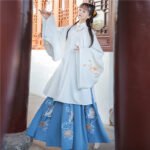 Ming embroidered Bijia waist length skirt - Image 2