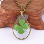 2017 handmade flower making angel's tears drip dried flower necklace natural four-leaf clover resin dried flower necklace - Image 9