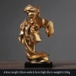 Gold character statue ornaments - Image 5
