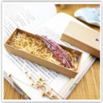 Source Classical Chinese Style Metal Feather Bookmark Custom Lettering Brass Electroplating Teacher's Day Gift - Image 2