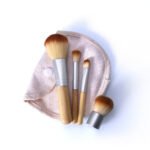 O.TWO.O 4pcs Makeup Makeup Set Brush Bamboo Handle Loose Powder Brush Eye Shadow Brush Even Powder Brush Beauty Tools 9966 - Image 6