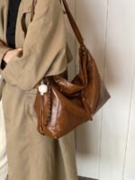 Premium retro large-capacity backpack bag women's fall/winter 2024 new multipurpose shoulder crossbody bag tote bag - Image 5