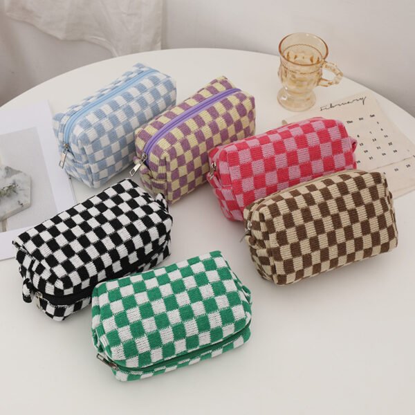 Korean ins checkerboard knitting cosmetic bag contrasting color woolen grid large capacity storage finishing bag pencil case