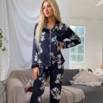 Cross-border foreign trade spring and autumn thin simulation silk striped home clothes lapel cardigan large size outer single ladies suit - Image 3