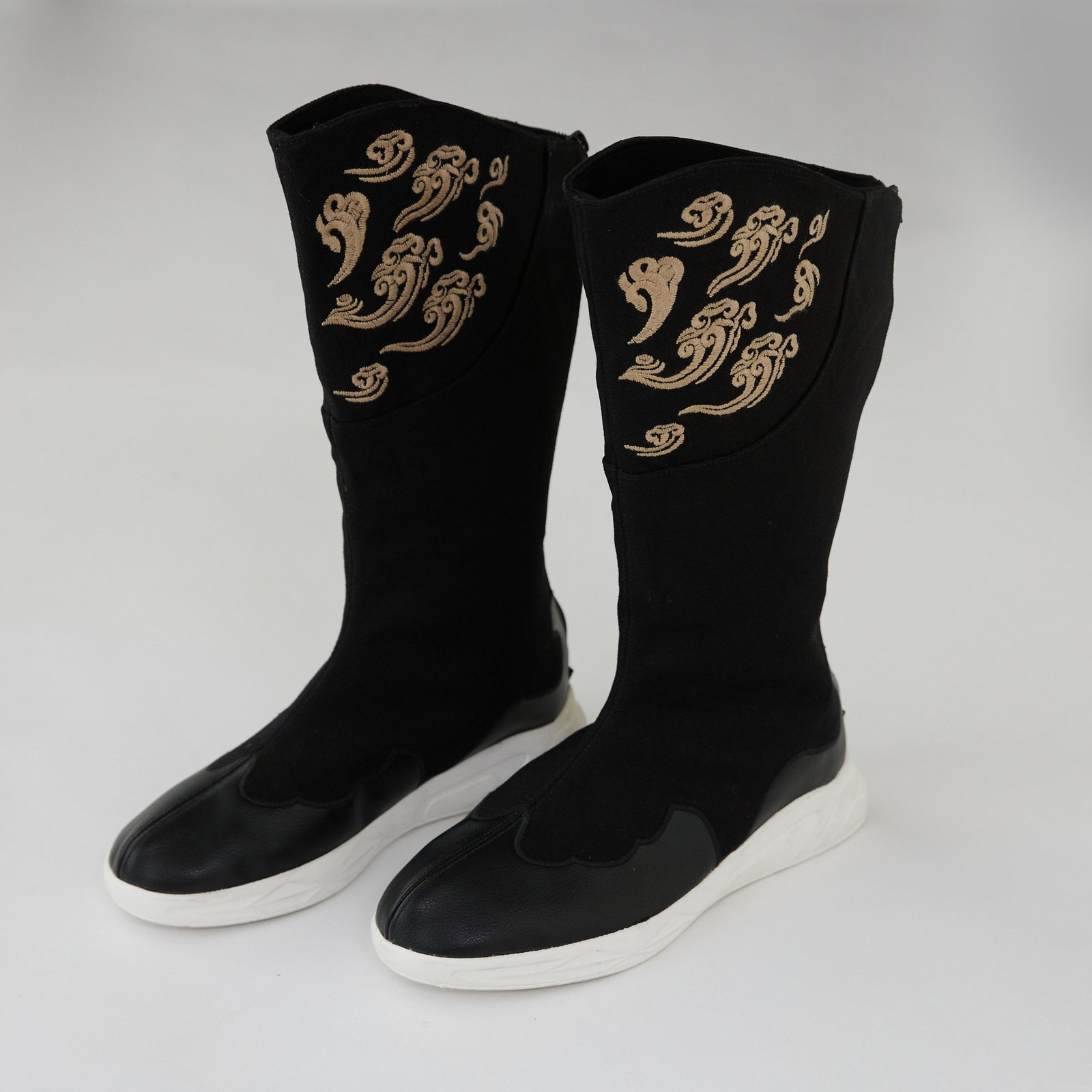 O1CN010vOJc627URwgguPR0_6000000007800-0-cib.jpg Hanfu accessories high-cylinder colored cloud men's boots - Image 1