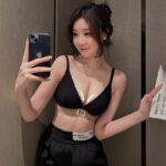Simple sports style comfortable triangle cup no steel ring underwear thin section gathered big chest showing little girl's bra breast milk bra