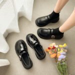 Shallow mouth thick bottom British style small leather shoes women's spring and autumn new hundred matching skirt basic style Japanese jk single shoes