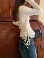 French design sense niche lace long sleeve T-shirt base layer women's winter slim fleece inner layer - Image 4