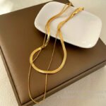 European and American style double layered personality copper material short sweater chain design sense necklace temperament snake chain necklace female T190 - Image 3