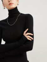 Luxury German Yangtze Yarn Island Essence 18 needles seamless 100 wool sweater 25 autumn and winter knitted turtleneck base shirt for women