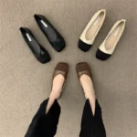 Korean version of the shallow mouth flat-bottom slip-on single shoes women's 2022 summer new Japanese style commuting style soft-bottomed peas shoes