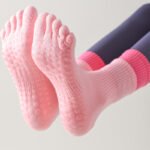 Medium tube five-finger yoga socks Women's double Luo Lipa tabi Pilates socks professional non-slip indoor sports fitness dance socks - Image 3