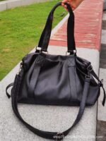 Cool Handbag Bag Ladies 2025 New Casual Tote Bag Large Capacity Crossbody Bag Duffle Bag Unisex