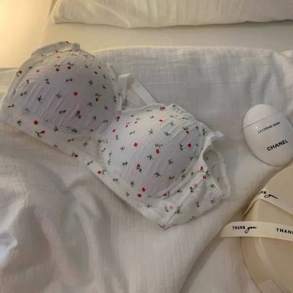 Japanese floral underwear girls high school students pure desire no steel ring small chest gathered summer thin bra bra
