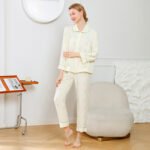 New spring and summer skin-friendly soft waxy cute lily of the valley ladies two-piece home service pajamas - Image 3