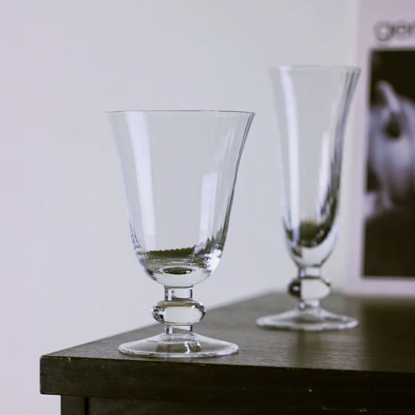 Medieval short-legged red wine glass Japanese cocktail glass glass wine set creative cold drink glass beer glass fruit wine glass