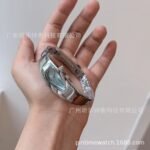 Explosive Y2K special-shaped drop bracelet watch for female couples exquisite light luxury luxury fashionable medieval millennial style - Image 3