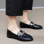 Chain loafers round toe soft bottom British lazy slip on 2022 spring and autumn patent leather single shoes women wholesale - Image 2