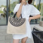Japanese cotton and linen women's bag new simple printed handbag lunch storage bag girl work shoulder bag - Image 2