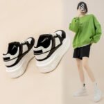 Genuine leather skate shoes women's 2023 spring new air cushion thick bottom casual single shoes design sense student white shoes women's wholesale