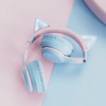 New BT029C cat ear luminous game gaming anchor headphone wireless bluetooth headset factory wholesale - Image 2