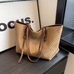 2025 New Cross-border Large Capacity Woven Bag Women's Retro Versatile One-Shoulder Armpit Bag Korean Handheld Tote Bag - Image 4