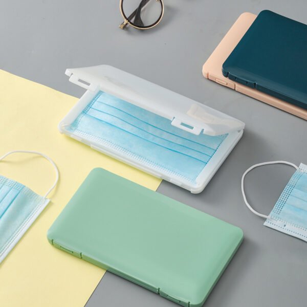 T mask storage box plastic dust-proof storage box portable moisture-proof plastic box Japanese flip mask