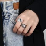 Korean version of ins cold wind personality black irregular texture French lava niche design opening index finger female - Image 2