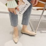 2023 women's knitted princess shoes new bowknot flying knitted single shoes commuting trend shallow mouth slip-on women's shoes - Image 3