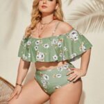 2023 new Amazon European and American sexy large size ruffled three-piece bikini ladies swimsuit manufacturers wholesale
