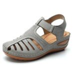 2023 summer new foreign trade sandals women's retro women's sandals car line hole shoes cross-border large size round toe wedge comfortable - Image 9