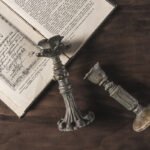 Retro candlestick decorations - Image 4