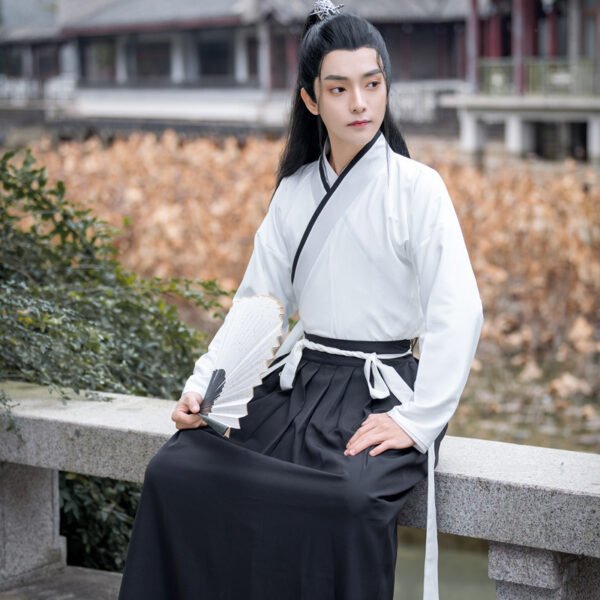 Traditional Hanfu white crane print suit