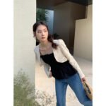 Aixili 2023 spring new lace long-sleeved shawl with small straps and ruffles two-piece suit female 8111 - Image 3