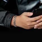 Ethnic style men's six-character mantra bracelet rotatable trendy wide men's domineering personality atmospheric retro hand jewelry - Image 3