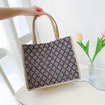 Japanese canvas handbag 2022 new fashion Korean version simple printing bento handbag girl casual small cloth bag - Image 8
