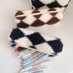 Pencil bag ins Japanese canvas large-capacity stationery bag 2021 new student cosmetic storage bag - Image 4