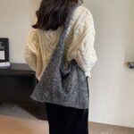 ins fashion foreign style handbag high-end versatile shoulder bag Korean version commuter large capacity bag for women - Image 3