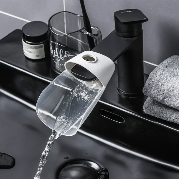 Faucet Spout Extender Baby Child Hand Washing Artifact Auxiliary Extender Cartoon Extended Splash Head Water Diversion Device