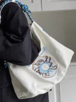 Japanese cartoon alphabet canvas bag 2022 autumn and winter single shoulder messenger tote bag zipper student female commuter bag - Image 3