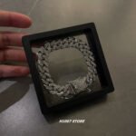 Cross-border alloy jewelry Cuban bracelet electroplated full of diamond zinc alloy European and American hip-hop men
Hand jewelry wholesale - Image 3