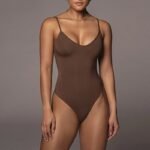 Cross-border summer sexy tight T-shaped bottoming women's summer European and American open back V-neck suspender bodysuit bodysuit