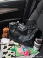 Cool Handbag Bag Ladies 2025 New Casual Tote Bag Large Capacity Crossbody Bag Duffle Bag Unisex - Image 4