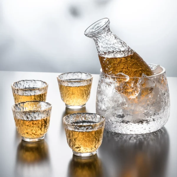 Japanese-style small wine glass set wine glass sake wine set jug drinking glass fruit wine glass liquor household wine divider glass