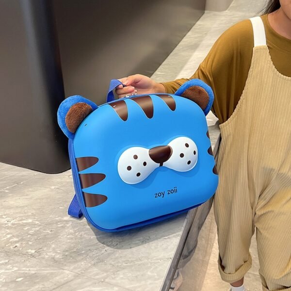 2023 new eggshell bag cartoon cute kindergarten male and female baby schoolbag small animal children's backpack